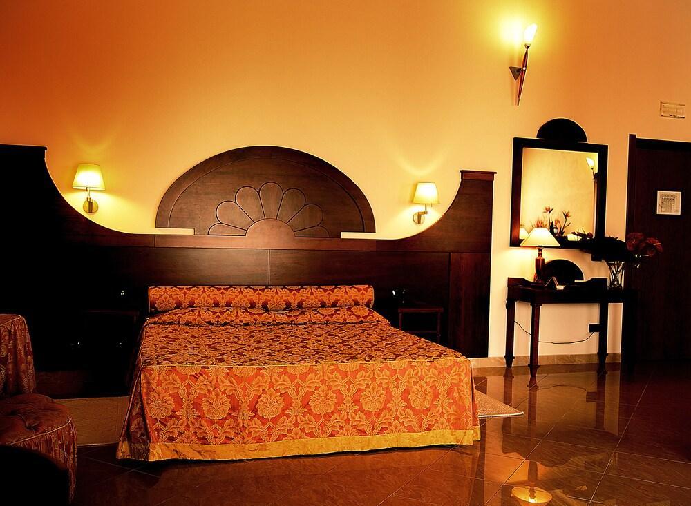 Sa Rocca Sport E Resort Гуспини Екстериор снимка