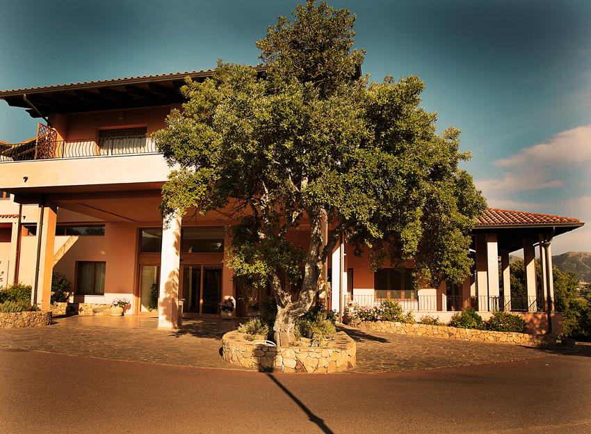 Sa Rocca Sport E Resort Гуспини Екстериор снимка